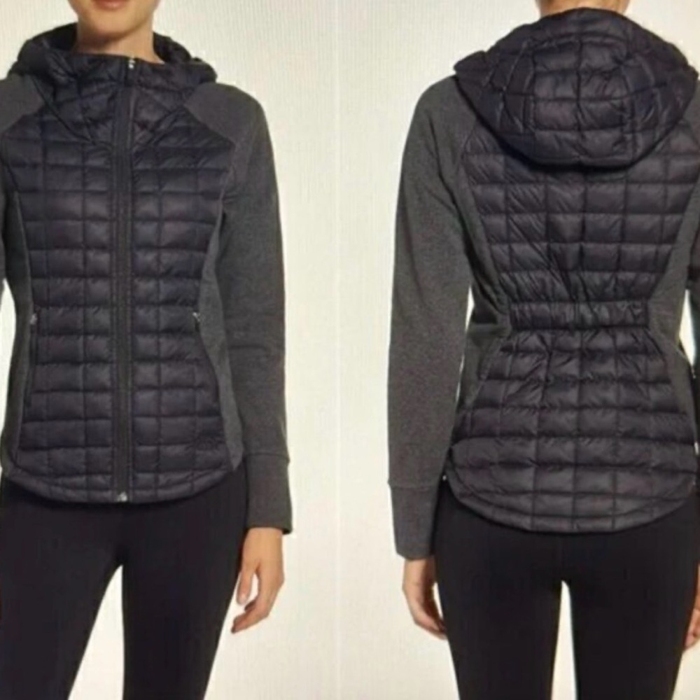 The North Face Women's Endeavor Thermoball Jacket Charcoal Gray Medium
